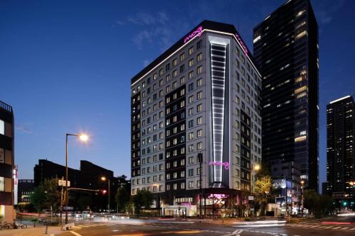 Fukushima Hotel | Moxy Osaka Umeda