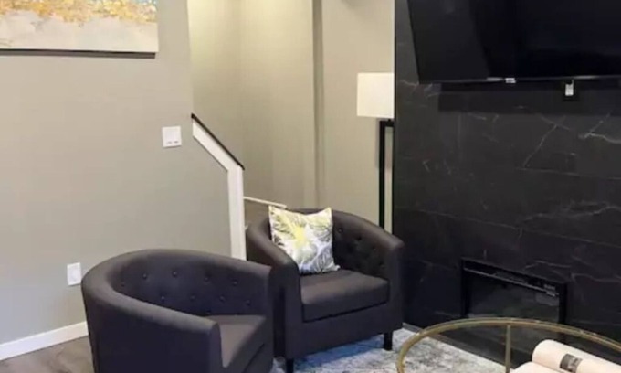 Lawrenceville Apartment | Mr. Holmes Retreat