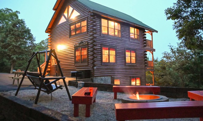 Sevierville Cabin | MTN views! PoolTable, AirHockey, Foosball, HotTub, FirePit; Perfect for FAMILIES
