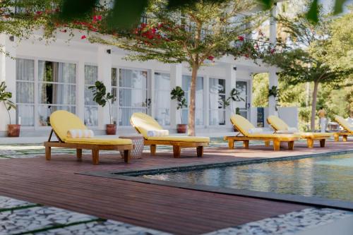 Anturan Hotel | Muara Lovina Hotel