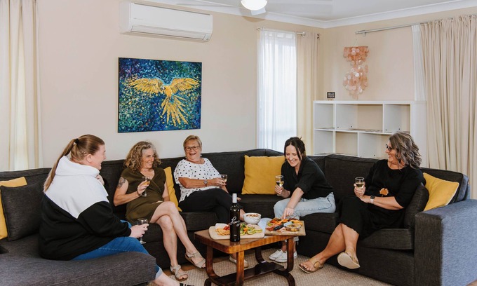 Central Mudgee Villa | Mudgee Explorer Villa.nOwned by Mudgee Wine Explorer Tours