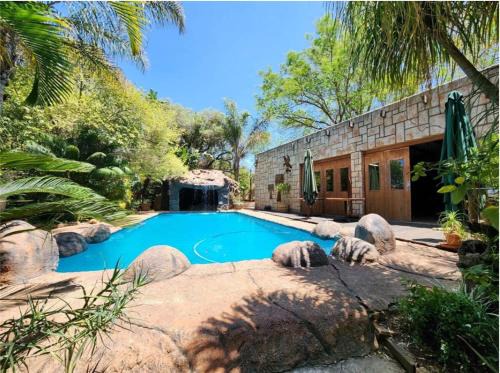 Polokwane Cabin | Mukurumanzi Lodge