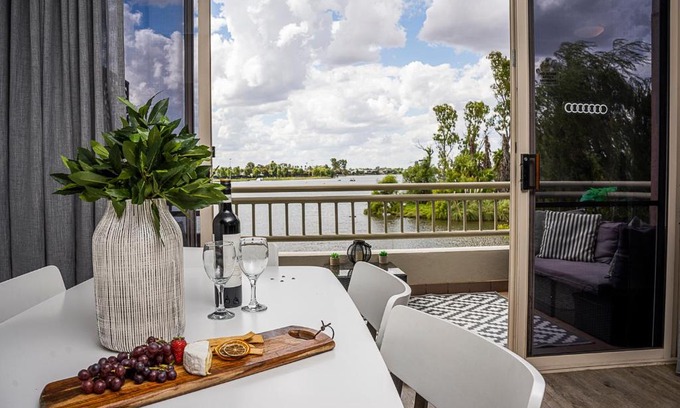 Mulwala Apartment | Mulwala Lakeside Apartment
