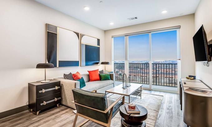 Rolling Mill Hill Condo | Muse - Stylish & contemporary 5th floor condo in downtown w/WiFi, balcony