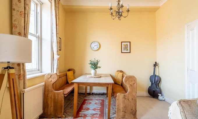 York Apartment | Music House