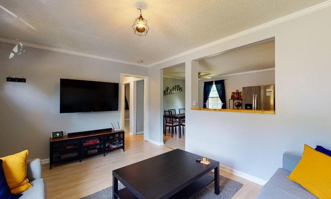 Talbot's Corner House | Music Maker