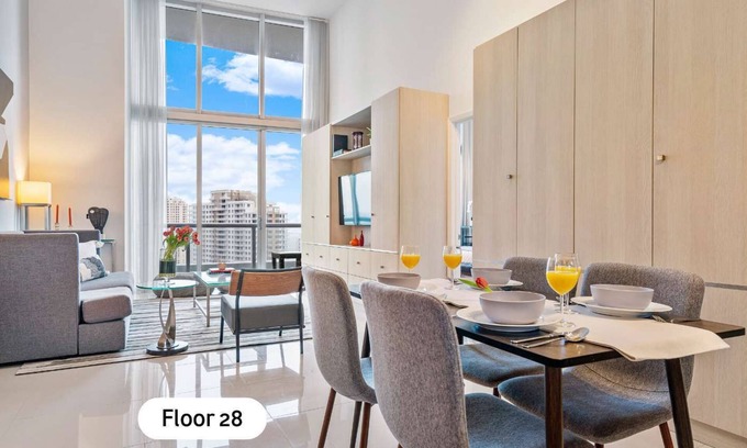 Downtown Miami Apartment | MVR-Water Views & Modern Luxury