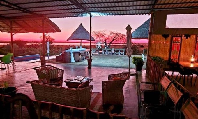 Kavimba Cabin | Mwandi View Lodge