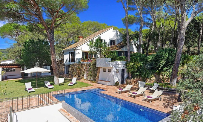 Tamariu Villa | My Rental Homes | Villa Cassiopea private pool and garden