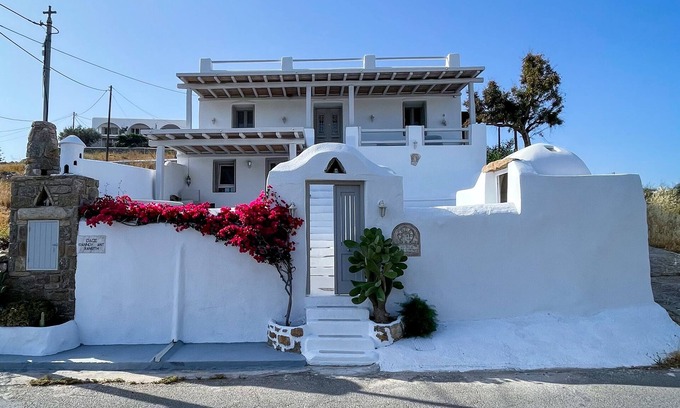 Ano Mera House | Myconian Cycladitic House