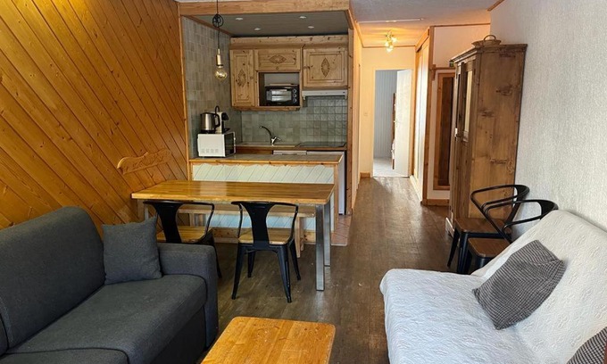 Val Claret Apartment | MyHome - Moutières B2 17 - Grand 2 pièces traversant au Val Claret, 4 à 6 pers