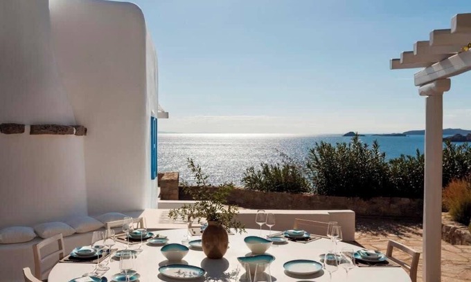 Little Venice Villa | Mykonos Luxury Villa with Seafront Panorama