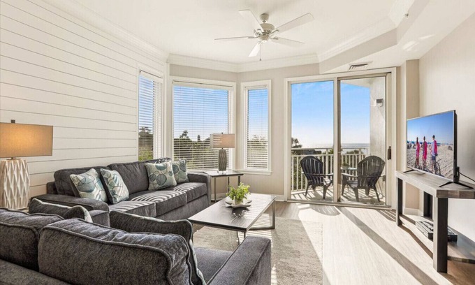 North Forest Beach Condo | MyStay at SeaCrest 2313 | Ocean Views, Pools, Pool Bar Jim’s & Steps to Coligny
