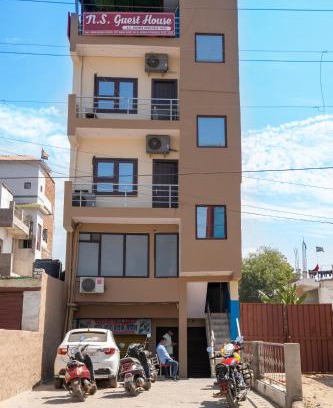 Taj Ganj House | N S GUEST HOUSE