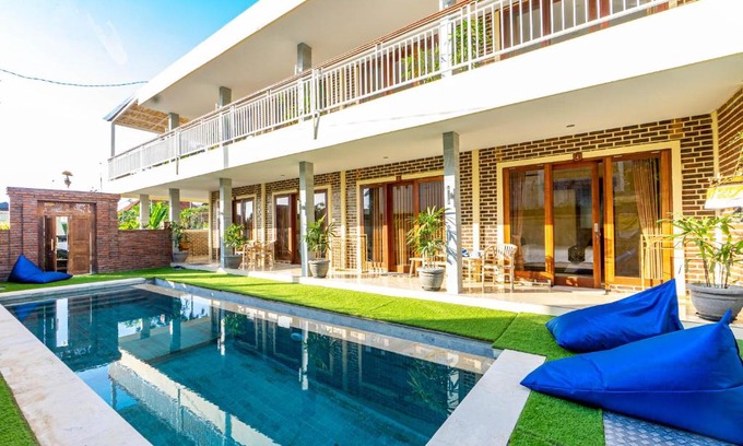 Batu Bolong House | Na-Mi Guesthouse Canggu