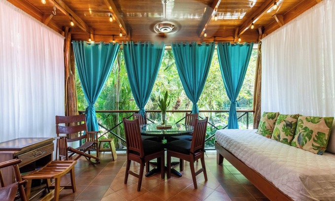 Nosara House | Namaste Beach Bungalow 1 BDR+Loft - 4 Min Walk to Beach
