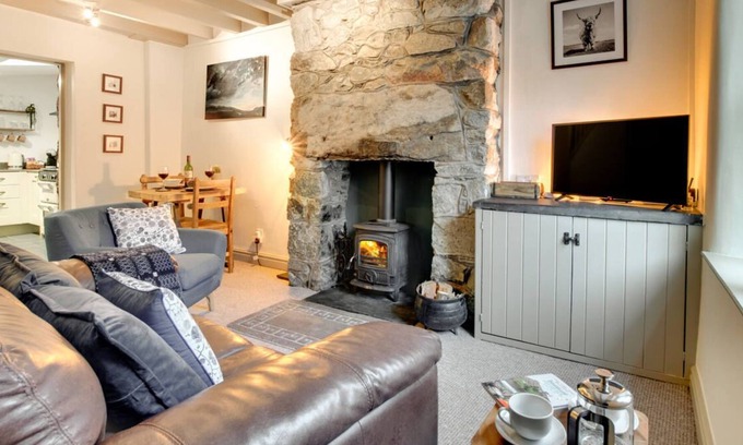 Dolgellau House | Nant y Bryn in the beautiful Dolgellau