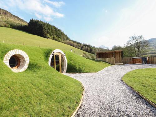 Llanfair Caereinion House | Nant y Garnedd