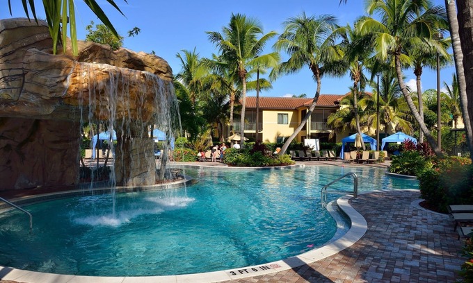Naples Condo | Naples' Downtown Enclave -Naples Bay Resort