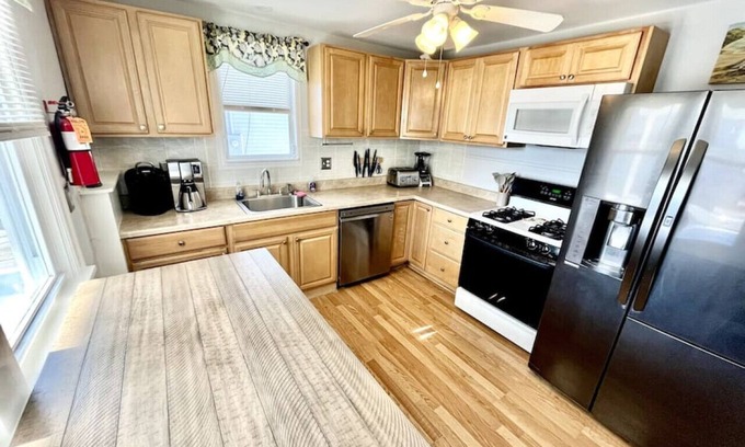 Wildwood Crest House | Nashville Ave Nest! Wildwood Crest Entire House, *Sleeps 24!*