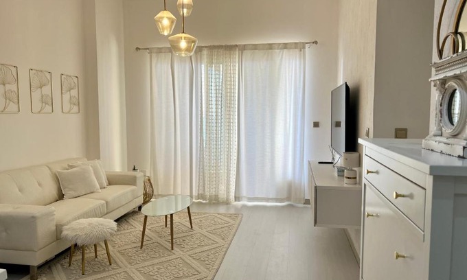 Al Hamra Village Apartment | Nasma Luxury Stays - Luxe Beachfront Oasis, Steps From The Sandy Beach