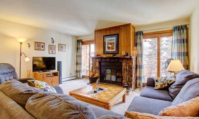 Wildernest Condo | National forest, nature's embrace w/easy access carport & elevator ride!