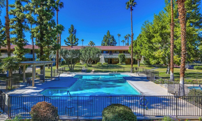 Racquet Club West House | Natural Desert Elegance - A Ryson Property