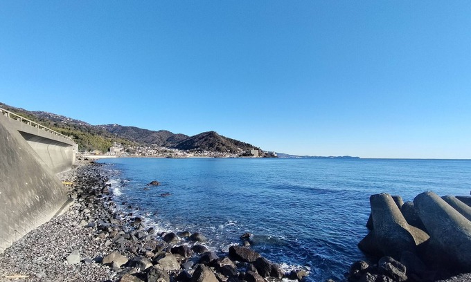 Atami Villa | Nature Township with hot spring, BBQ available, sea view, 2-6 people available (WI-FI), 15 min. from Atami station.