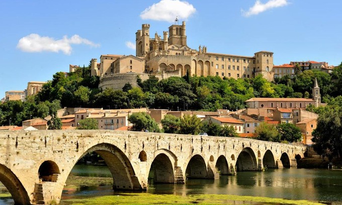 Beziers City Centre House | Ndong du Pierrier Amazing (NDP Amazing)