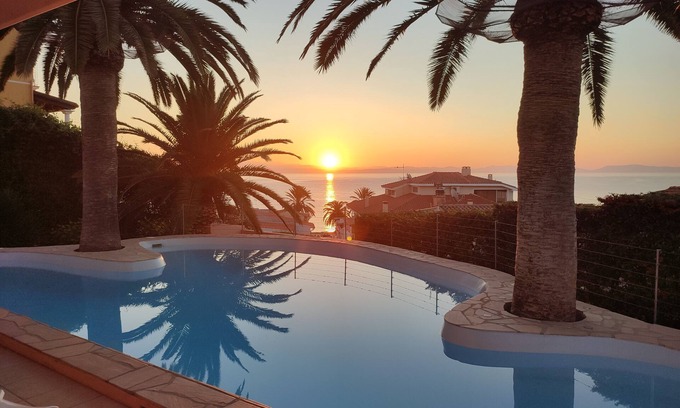 Maladroscia Villa | Nea Villa, for 11 people, swimming pool, panoramic terrace, 70 mt from the beach