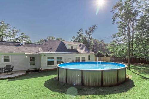 Columbus House | Near Fort Moore & Downtown - Our White House