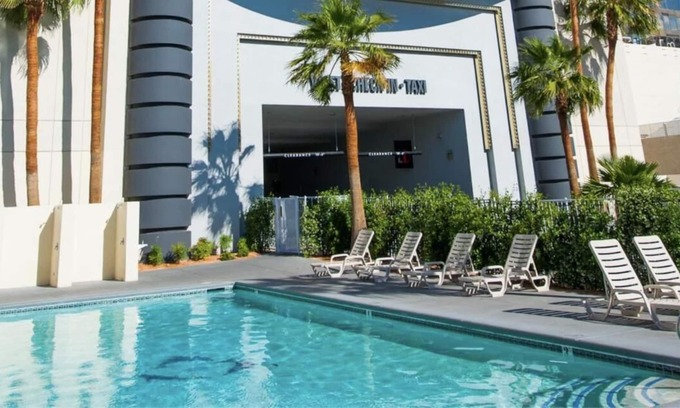 Downtown Las Vegas House | Neon Capital of the World! 4 Comfortable Units, Pool, Casino, Free Parking