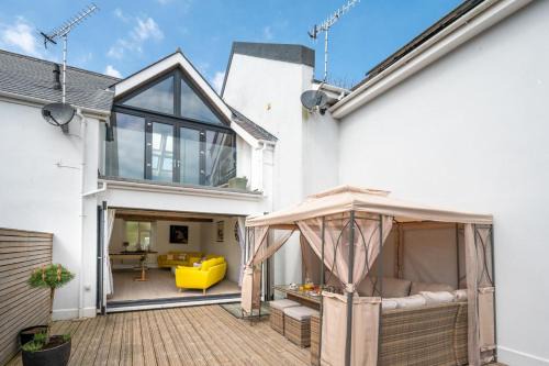 Saundersfoot House | Neptune