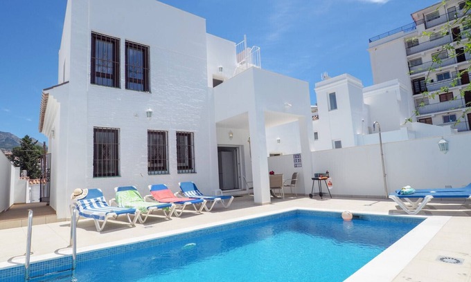 Nerja Villa | Nerja Paradise Rentals - Villa Perla