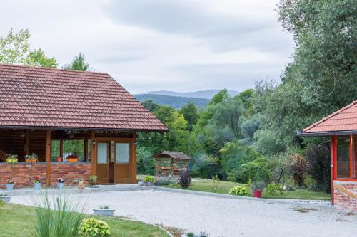 Mali Radic House | Nessy Bihać