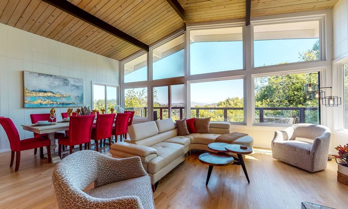 Tamalpais-Homestead Valley House | Nestled In The Trees Bay Area Best Hidden Gem