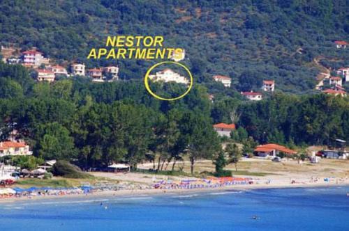 Golden Beach Apartment | Nestor Apartments
