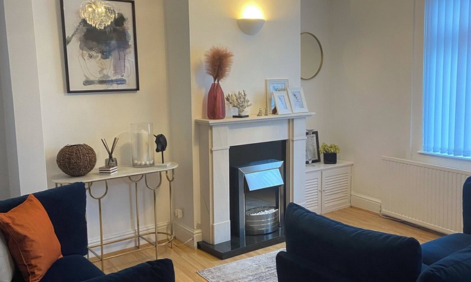 Abergavenny House | NEW - 2-bed Home - Abergavenny