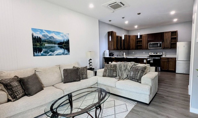 Maryville Apartment | New 2 BR in Prime Location (103)