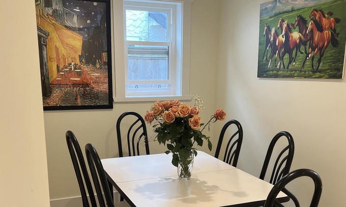 Richmond House | New 3rooms 4 beds House near Airport