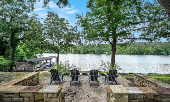 Panorama Ranch House | NEW Above Austin Entertainer I Waterfront I Lake Austin I Pool&Spa I Events