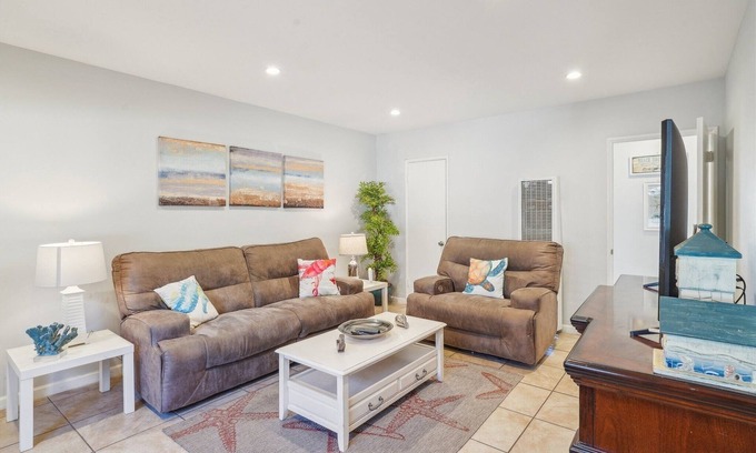 Carpinteria Condo | NEW! Beautiful 2 Bed Beach Condo #104