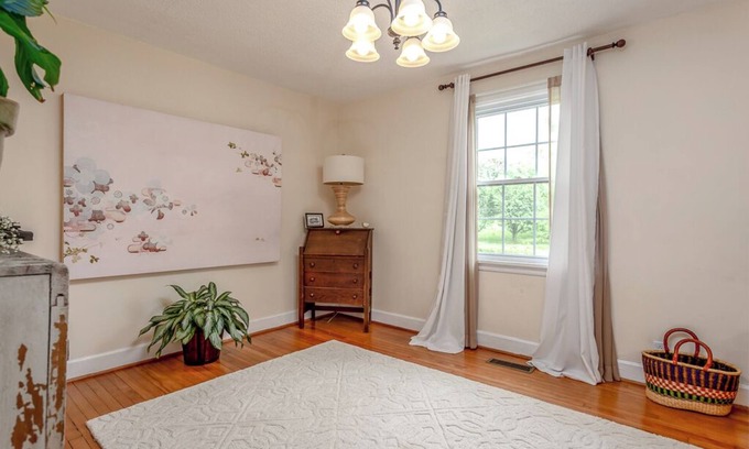 Goodlettsville House | ✨New✨Beautiful & Cozy Ranch House In One Of Nashville’s Best Neighborhoods