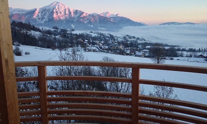 Saint-Michel-de-Chaillol Ski Chalet | New bioclimatic chalet with south facing view in family resort