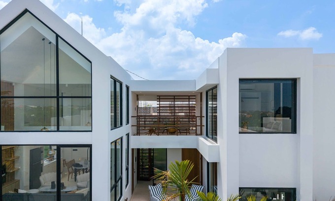 Babakan Villa | New build Villa Golden Pearl in Bali Pererenan - volcano view & pool