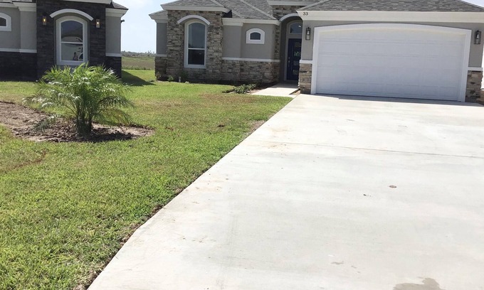 Laguna Vista Villa | New Built 33 Valdarama 2bedroom 2 bath