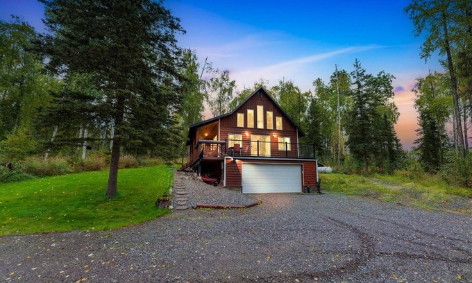 Big Lake Cabin | NEW! Cabin in the Woods (1-Bedroom) - Pets Allowed