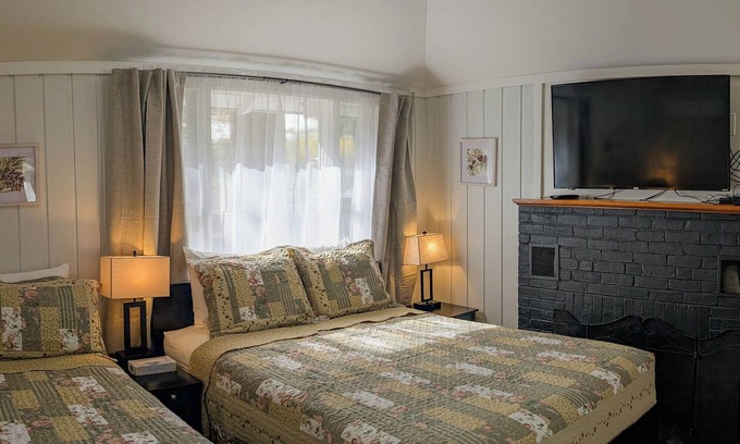 Bar Harbor Cabin | New Cabin to ENJOY! Cabin 20