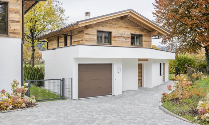 Garmisch-Partenkirchen House | NEW Chalet Alpspitze with three bedrooms