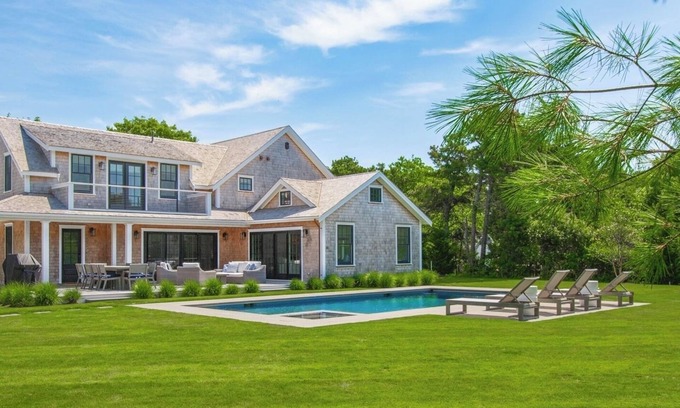 Nantucket House | New construction, private retreat with 7 bedrooms, heated pool and spa, gym.